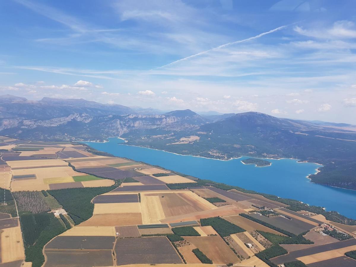 Logement Tout Confort Au Calme Entre Saint Tropez Et Les Gorges Du Verdon Льо Тороне Екстериор снимка