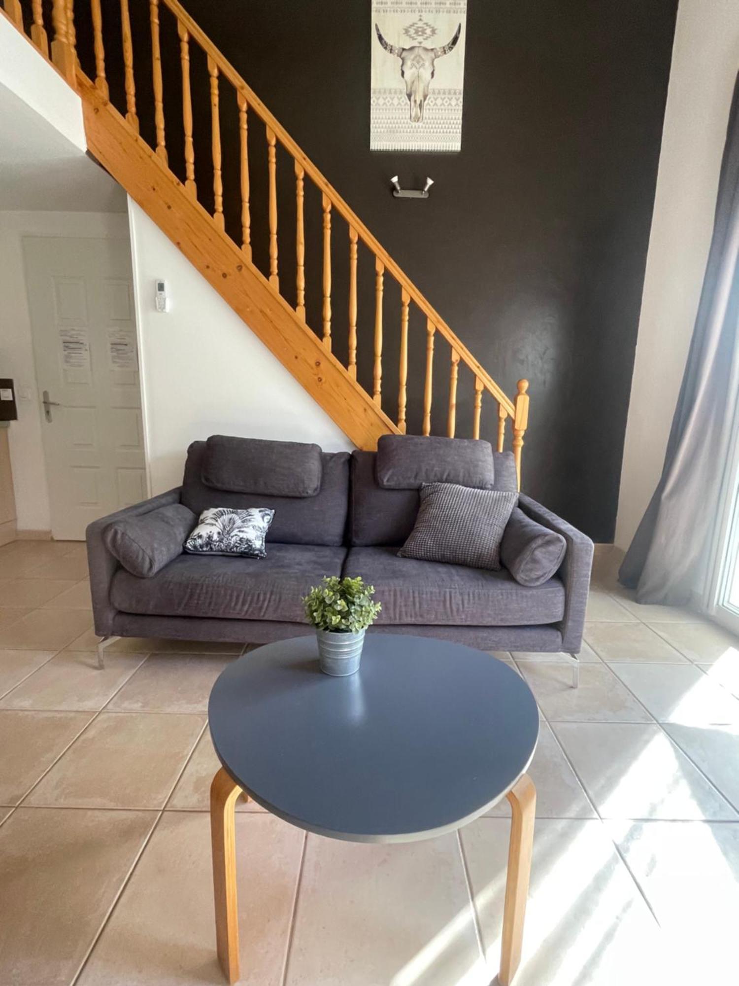 Logement Tout Confort Au Calme Entre Saint Tropez Et Les Gorges Du Verdon Льо Тороне Екстериор снимка